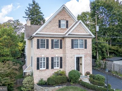 71 Meadow Ln, Doylestown, PA, 18901