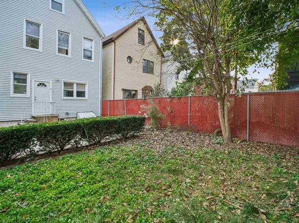 101 West 6th Street image 17 of 17