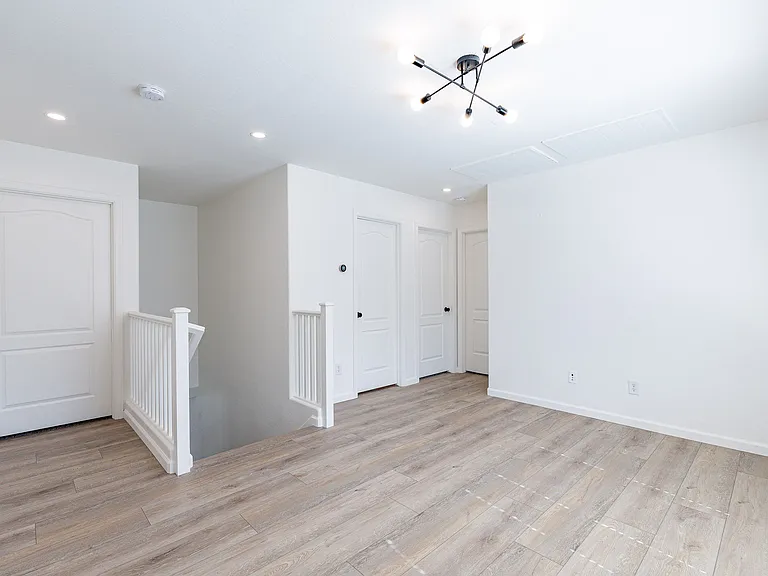 2225 E Sunland Ave — Photo 16