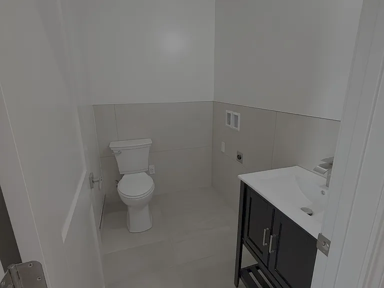 9 Gresham Ln — Photo 15