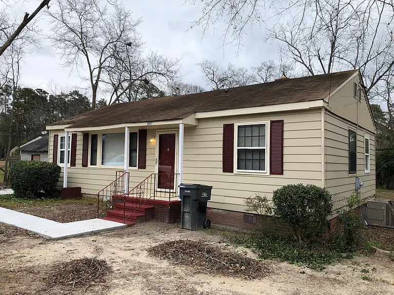 2317 Henry Cir — Photo 3