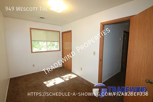 949 Wescott Trl #201 Photo 1