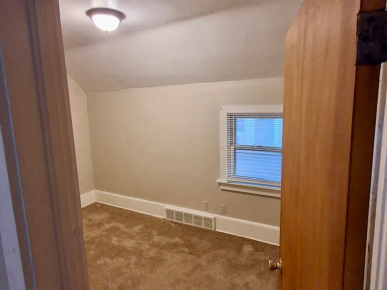 2713A S Herman St #A — Photo 6