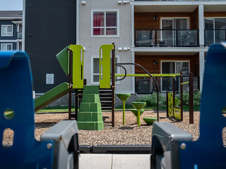 90 Waterford Green Cmn — Photo 26