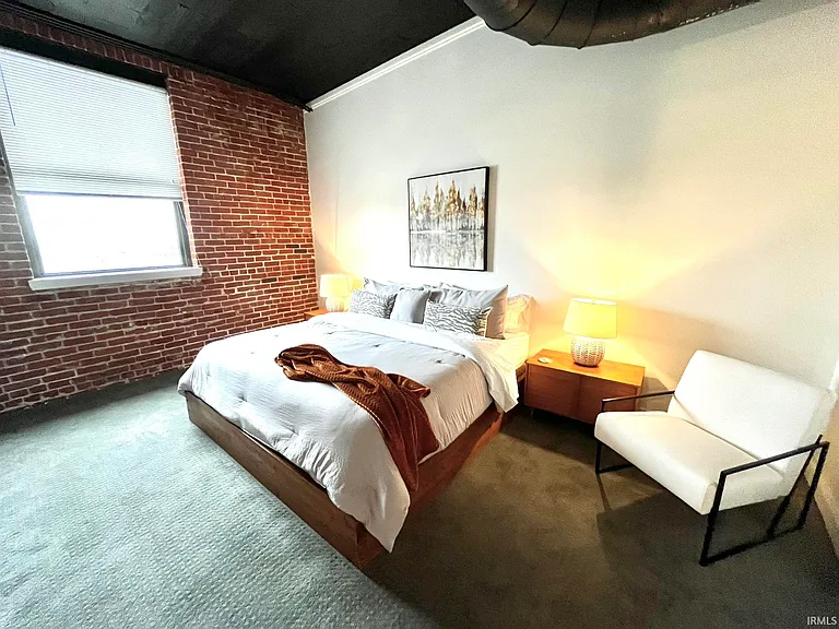 915 Main St #601 — Photo 8