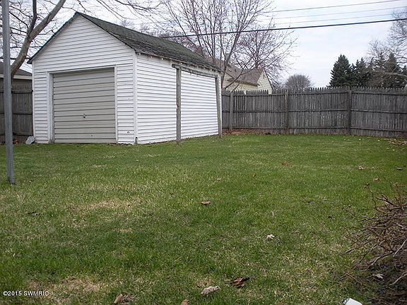 4th image of 1143 Veto St NW