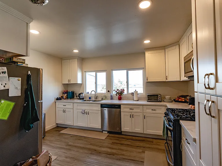 5370 E Falls View Dr — Photo 6