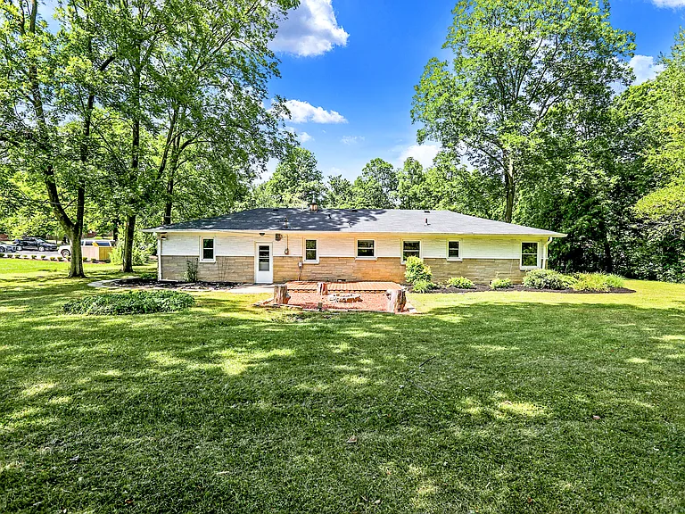 3315 Beech Dr — Photo 35