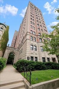 431 W Oakdale Ave APT 14A, Chicago, IL, 60657