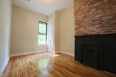 Rented by Prime Square Realty