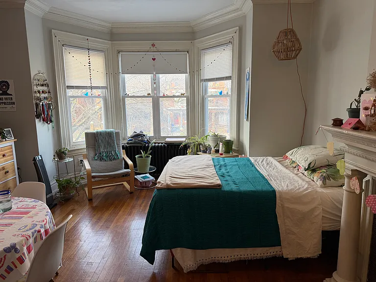 4636 Spruce St #2F — Photo 7