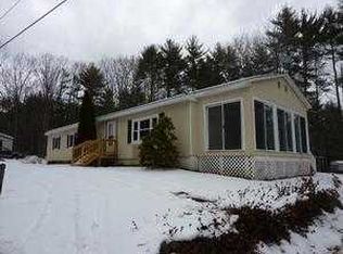 5 Fox Ln, Rochester, NH 03867