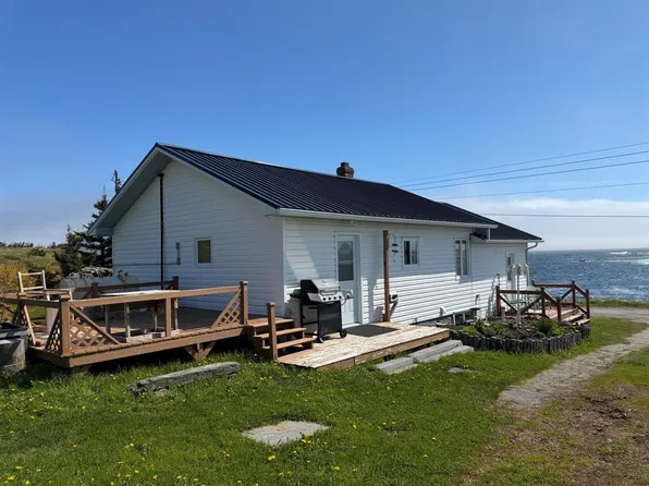 10 Seaview Drive, Ladle Cove, NL A0G2Y0