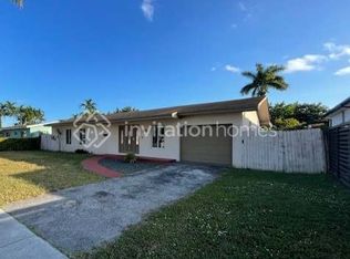 10840 SW 32nd St, Miami, FL 33165