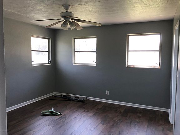 5th image of 2942 Charme Ct