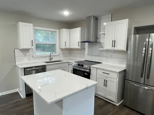 240 SE 131st Rd, Warrensburg, MO 64093