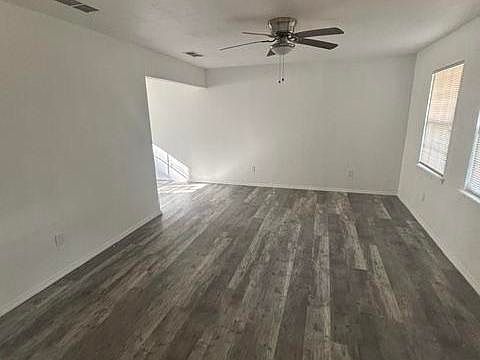 5th image of 605 N 11th St