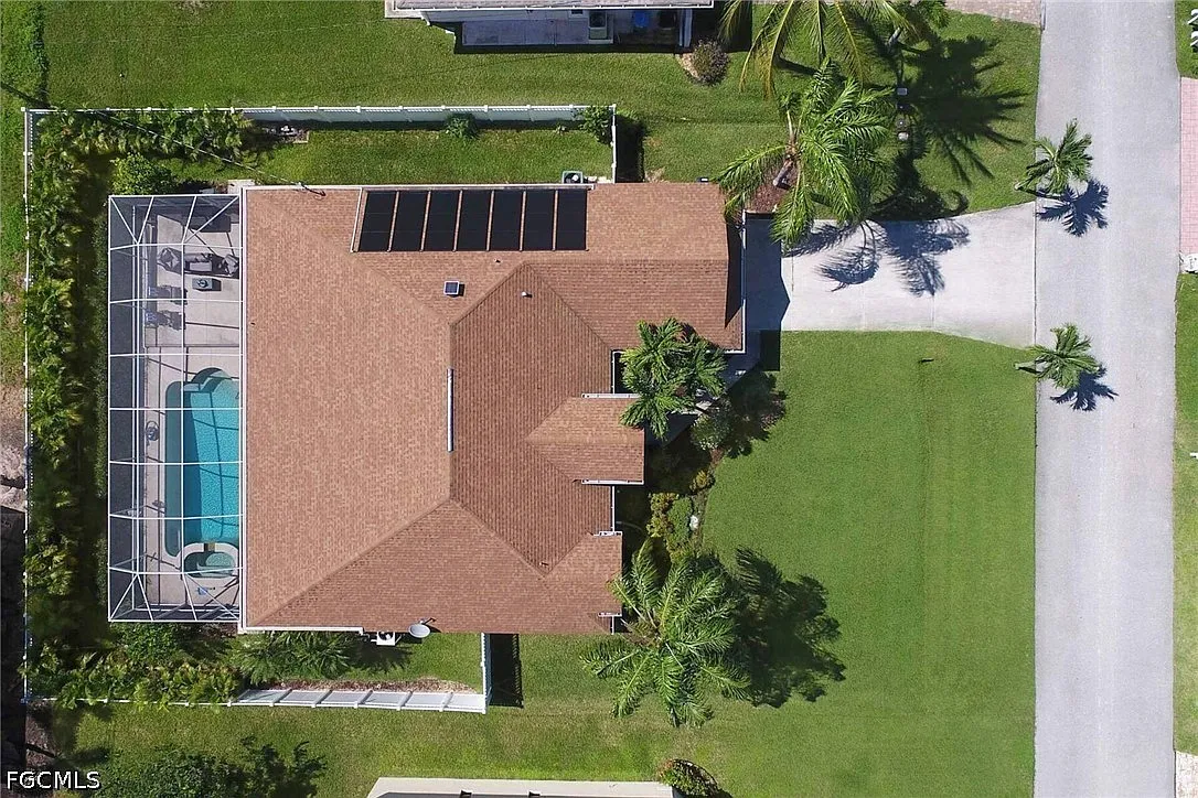 4 bed, 2.0 bath, 2223 sqft, $7,650 — Photo 4