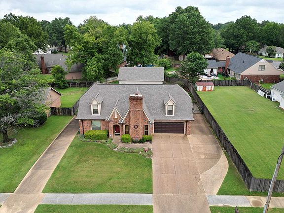 4th image of this home