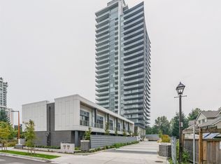 200 Klahanie Ct #2203, West Vancouver, BC V7P0E4