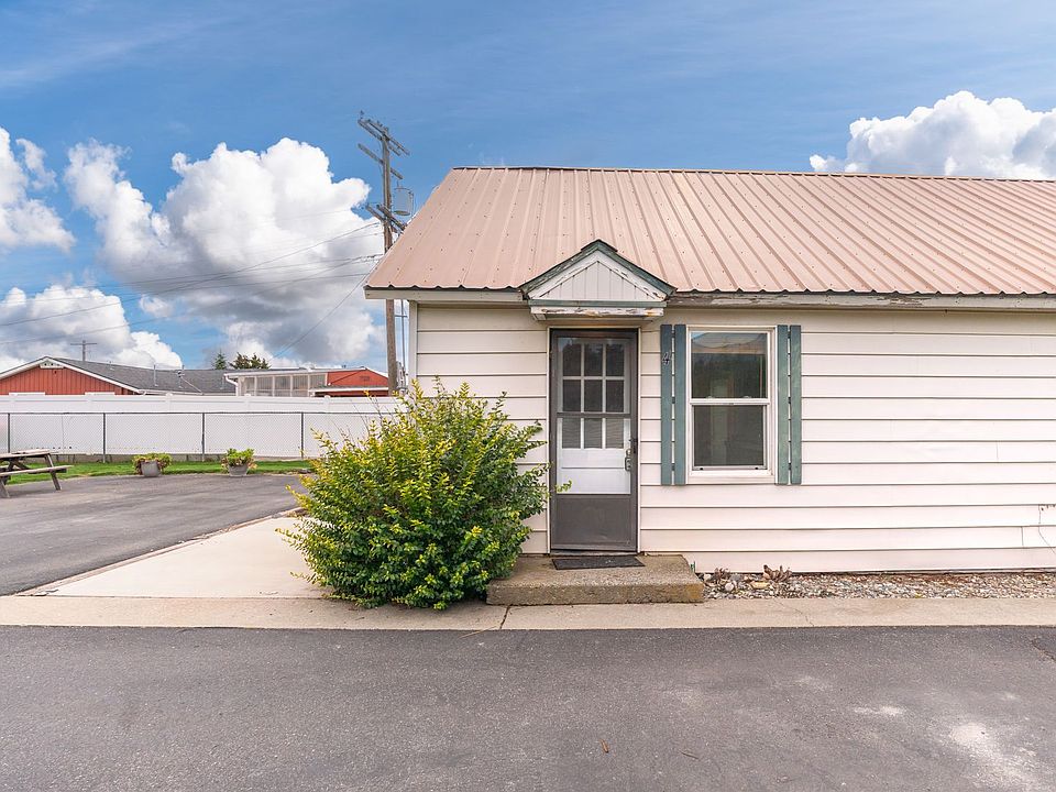 1st image of 2510 Chatham Hill Dr #4