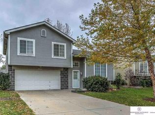 18663 S St, Omaha, NE 68135