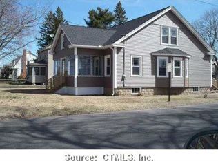 18 Cedar St, Plainville, CT 06062