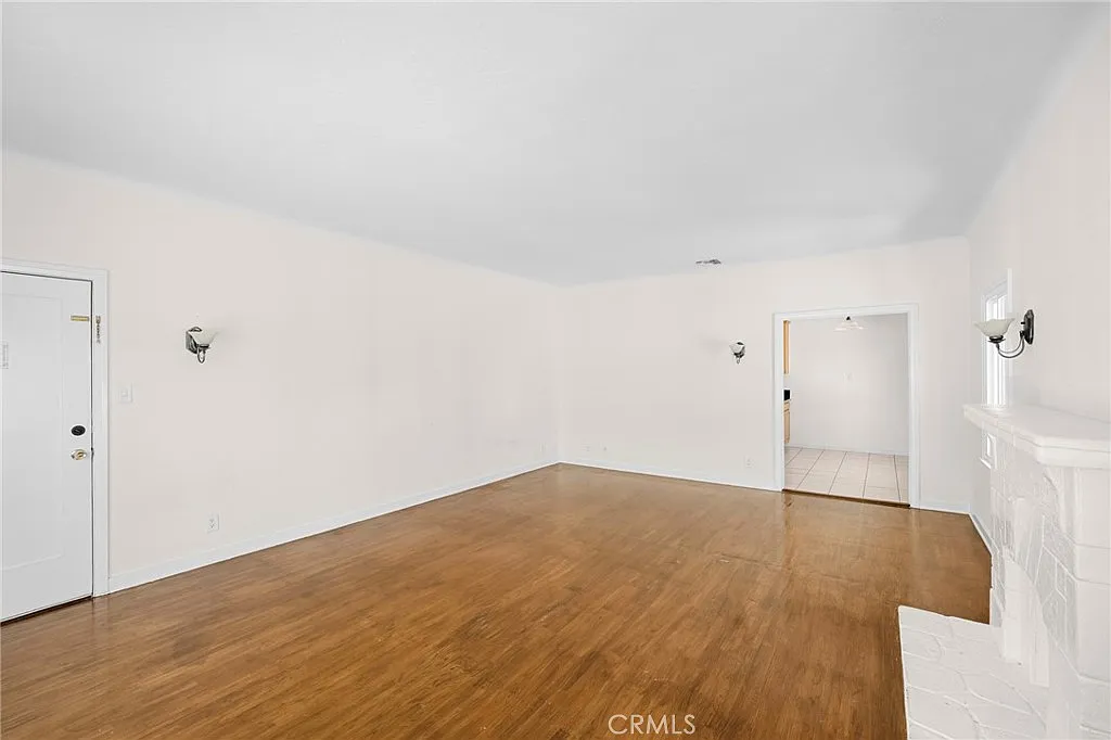 2 bed, 1250 sqft, $2,900 — Photo 4