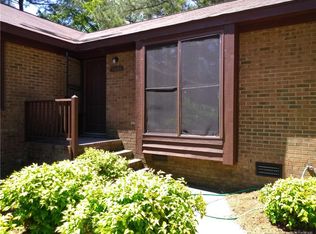 132 Girard Ave, Fayetteville, NC 28311