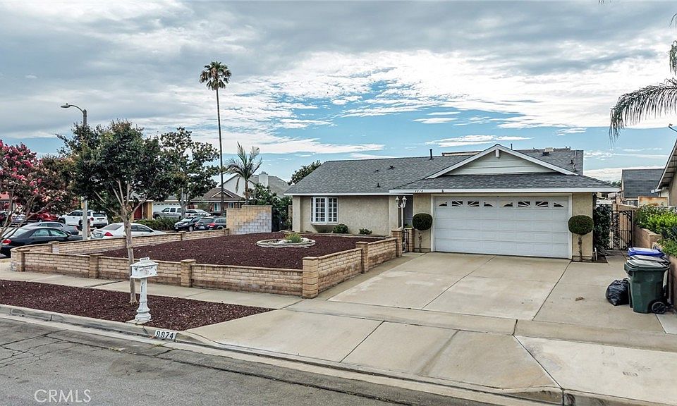 1st image of 9974 Pinyon Ct