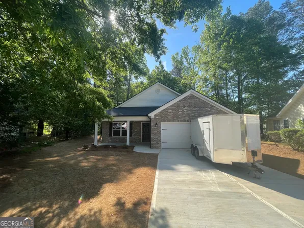 1669 Graystone Dr, Hampton, GA 30228