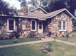 610 W 4th St, Waldron, AR 72958