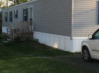 3 Hallum Rd, Stillwater, NY 12170