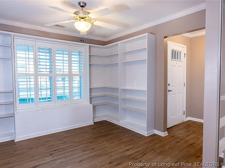 700 Hogart St — Photo 13