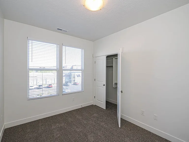 5098 W Putney Hill Rd — Photo 37
