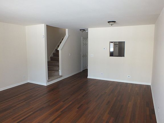 3rd image of 1558 N Saint Marks Pl