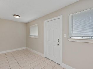 1914 Hearthstone Dr APT A, Austin, TX 78757