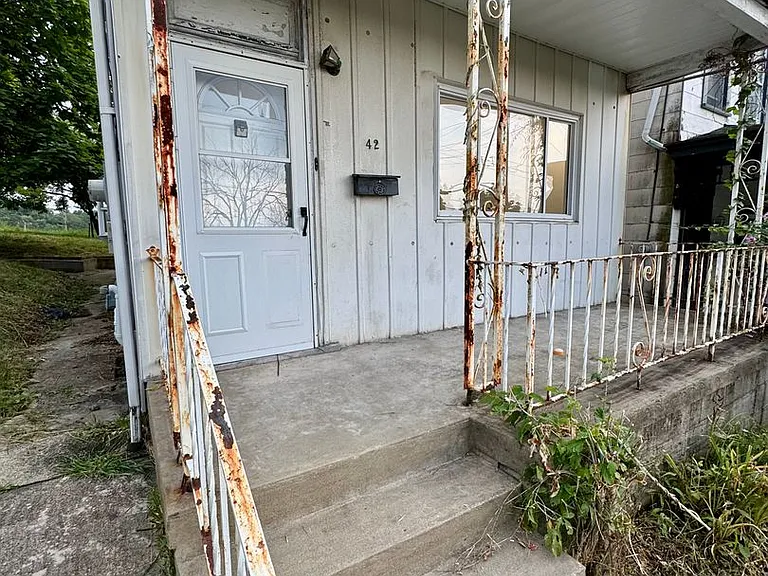 42 Climax St — Photo 3