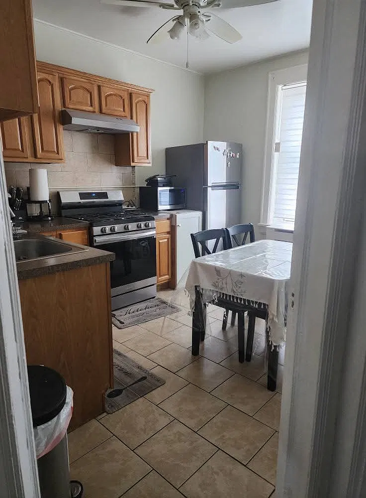 2 bed, $2,650 — Photo 1