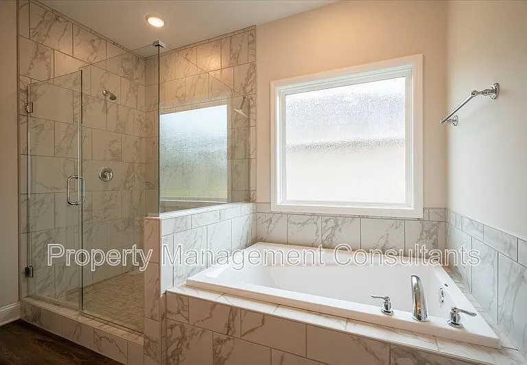 330 Creek Grove Ave — Photo 21