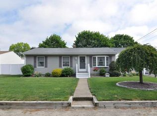51 Maude Ave, Coventry, RI 02816