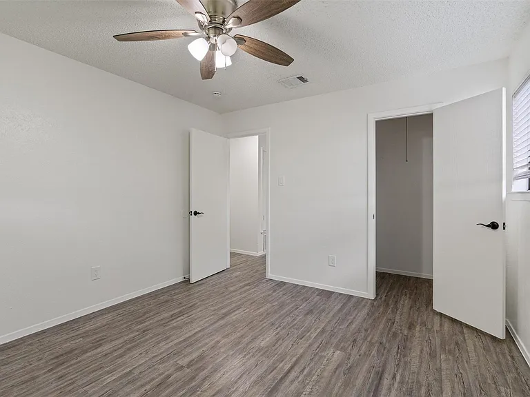 11411 Walnut Ridge Dr #B — Photo 14