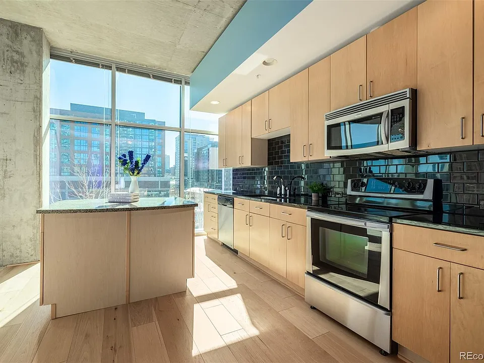 1700 Bassett St #517