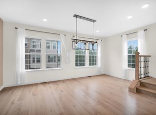 32 Gala Ct #32, Livingston, NJ 07039