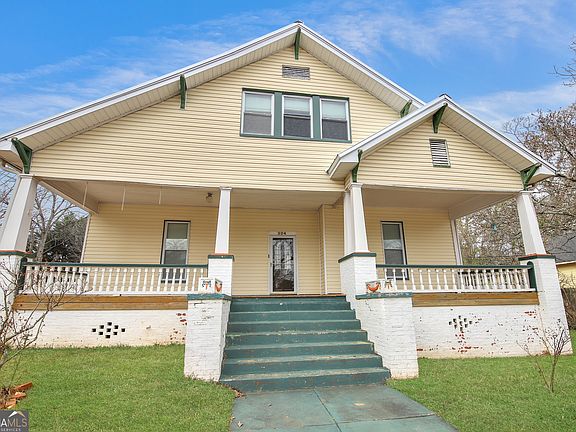 2nd image of 304 Boulevard