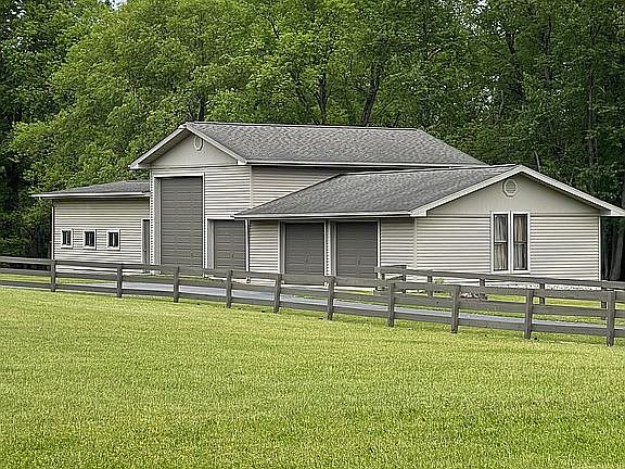 5th image of 1942 Park Dr