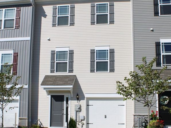 153 Sussex Pl