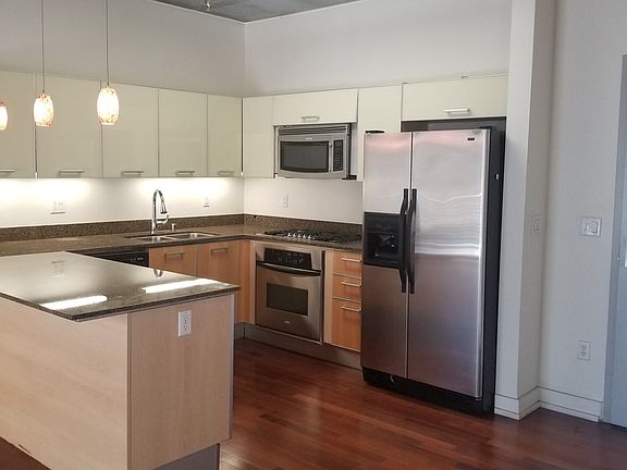 2nd image of 645 W 9th St APT 542