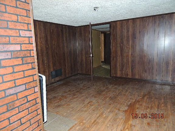 4th image of 1225 Macgill St
