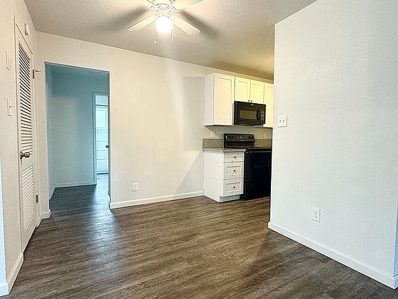 3rd image of 1425 Magnolia Ave APT 11